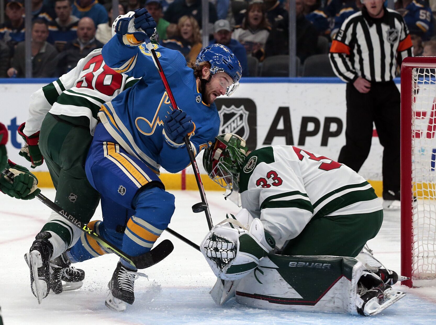 Blues look for playoff berth against Minnesota